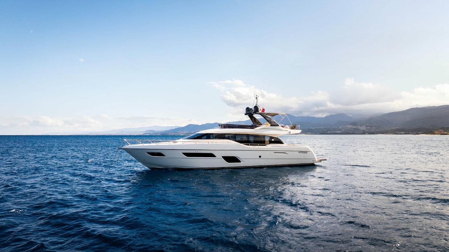 Sea Sons Ferretti 700 — luxury Mediterranean yacht charter