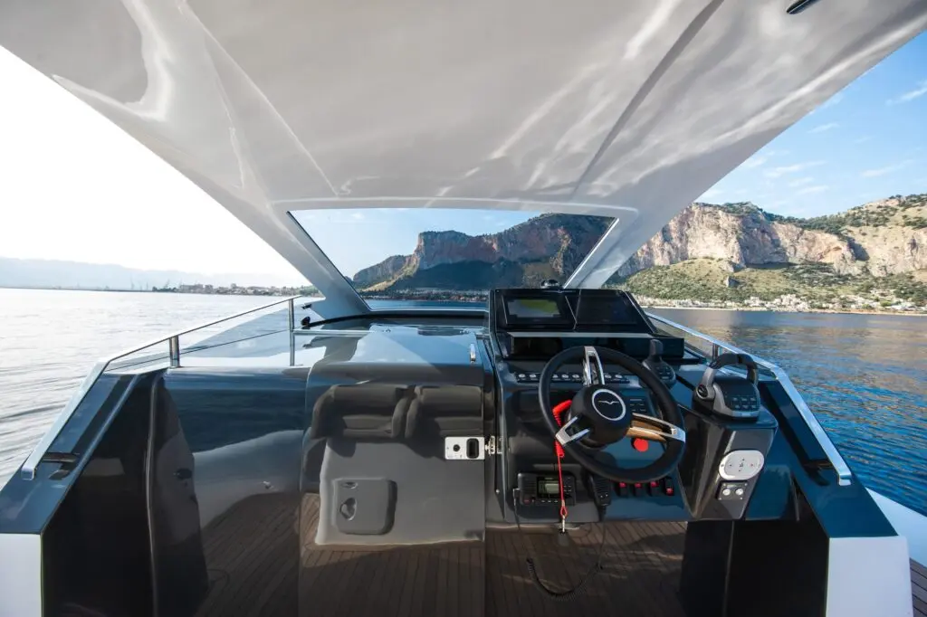 Sea Toy Magazzù MX-14 chase boat and RIB tender charter – exterior