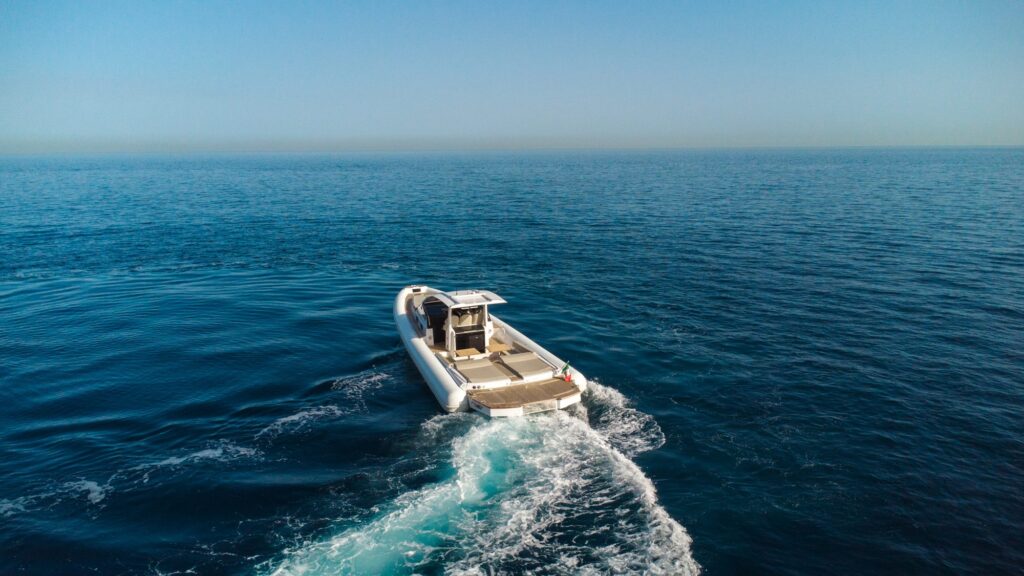 Superyacht Chase Boats: How to Choose the Right One